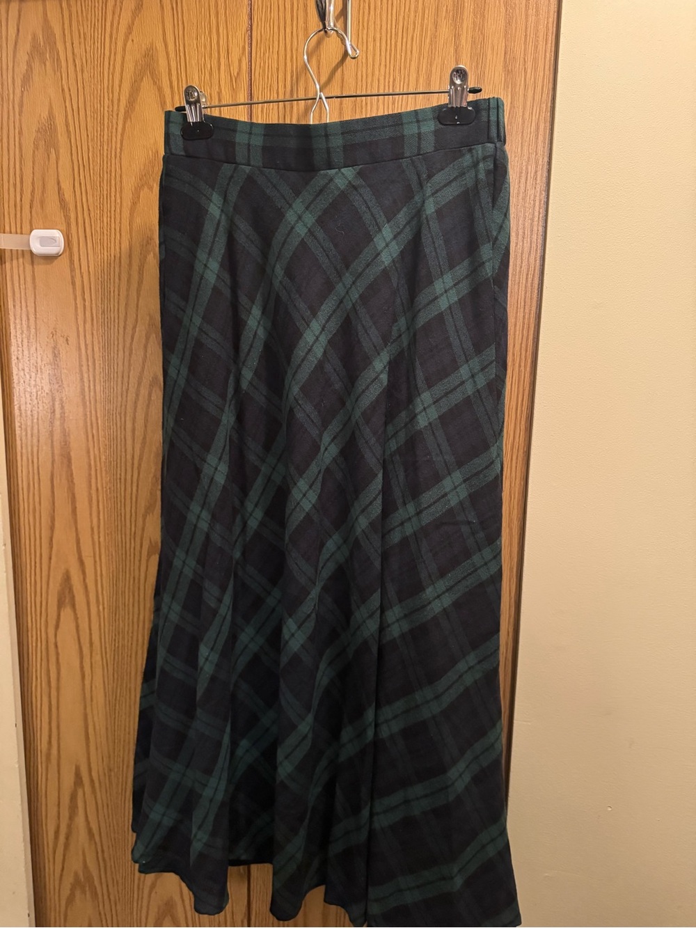 Plaid A-Line Maxi Skirt in Dark Green & Black